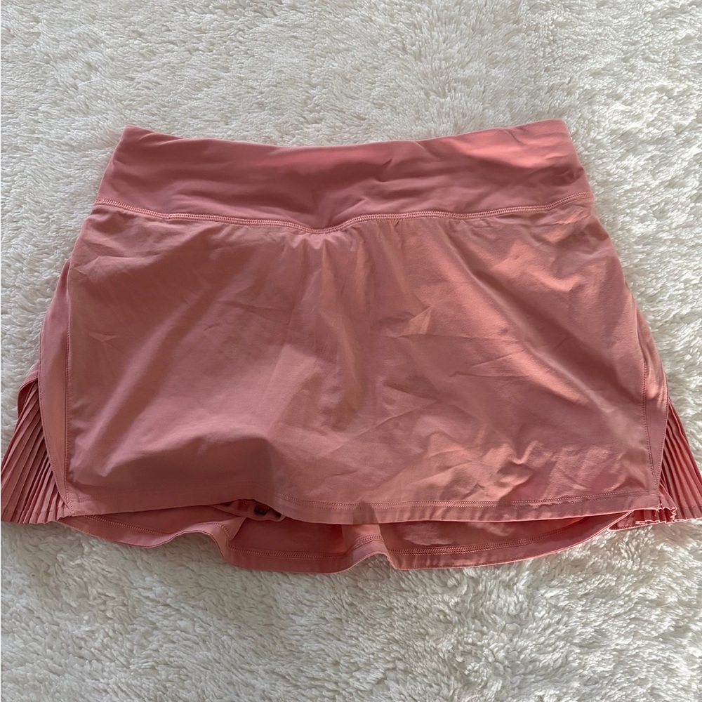 Lululemon play off the pleat size 6